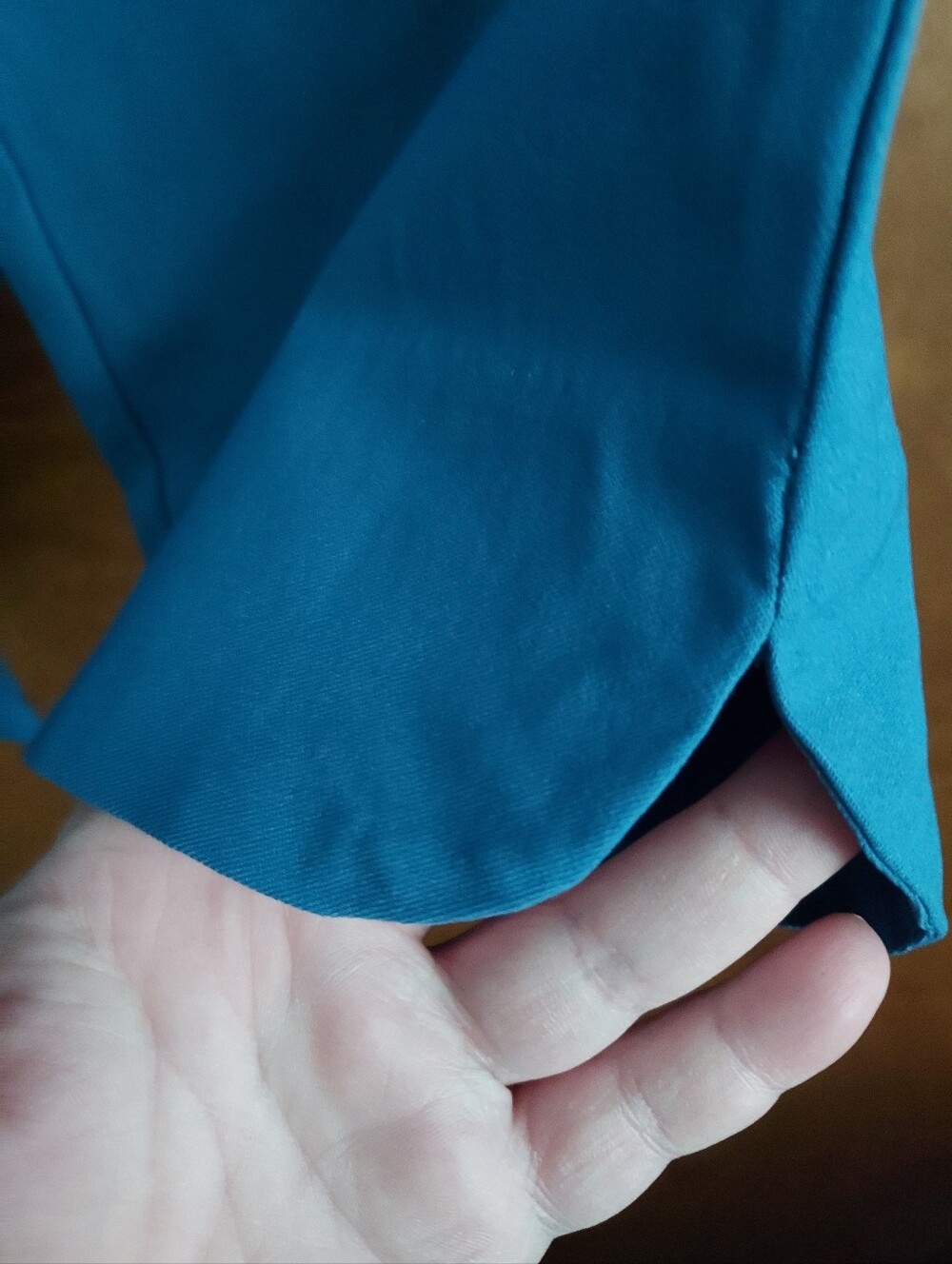 S.C. & Co Capri Slacks - Picture 3 of 6